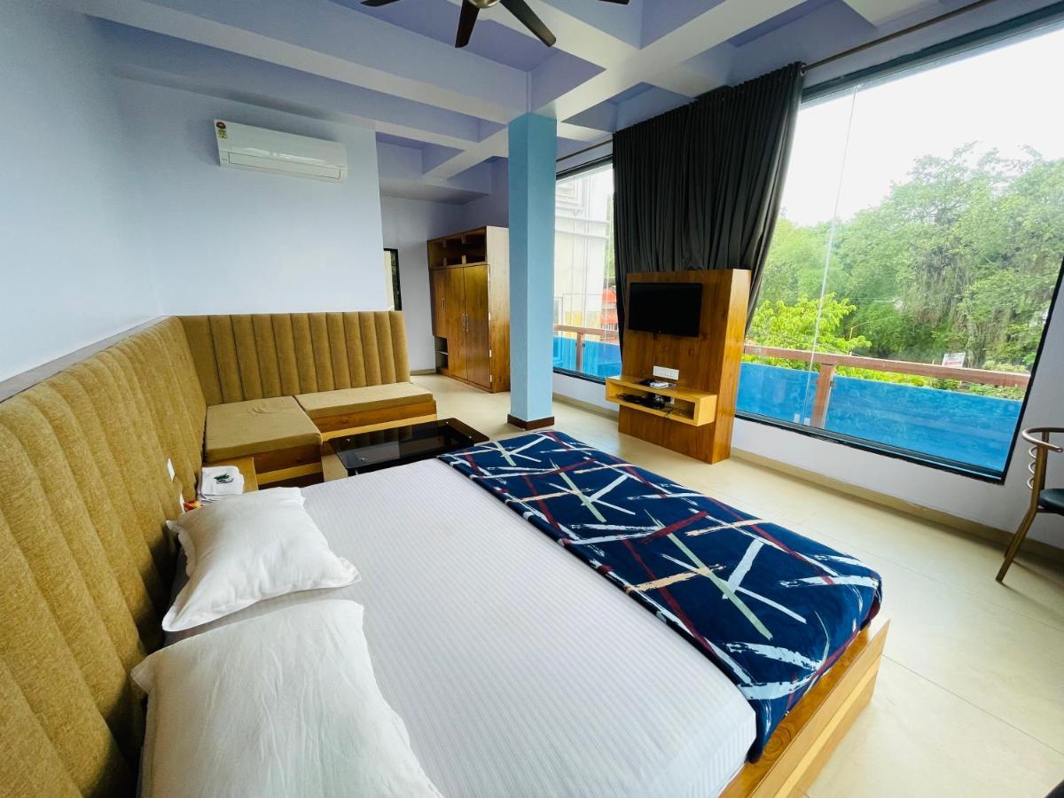 Natural Resort Panhala Bagian luar foto