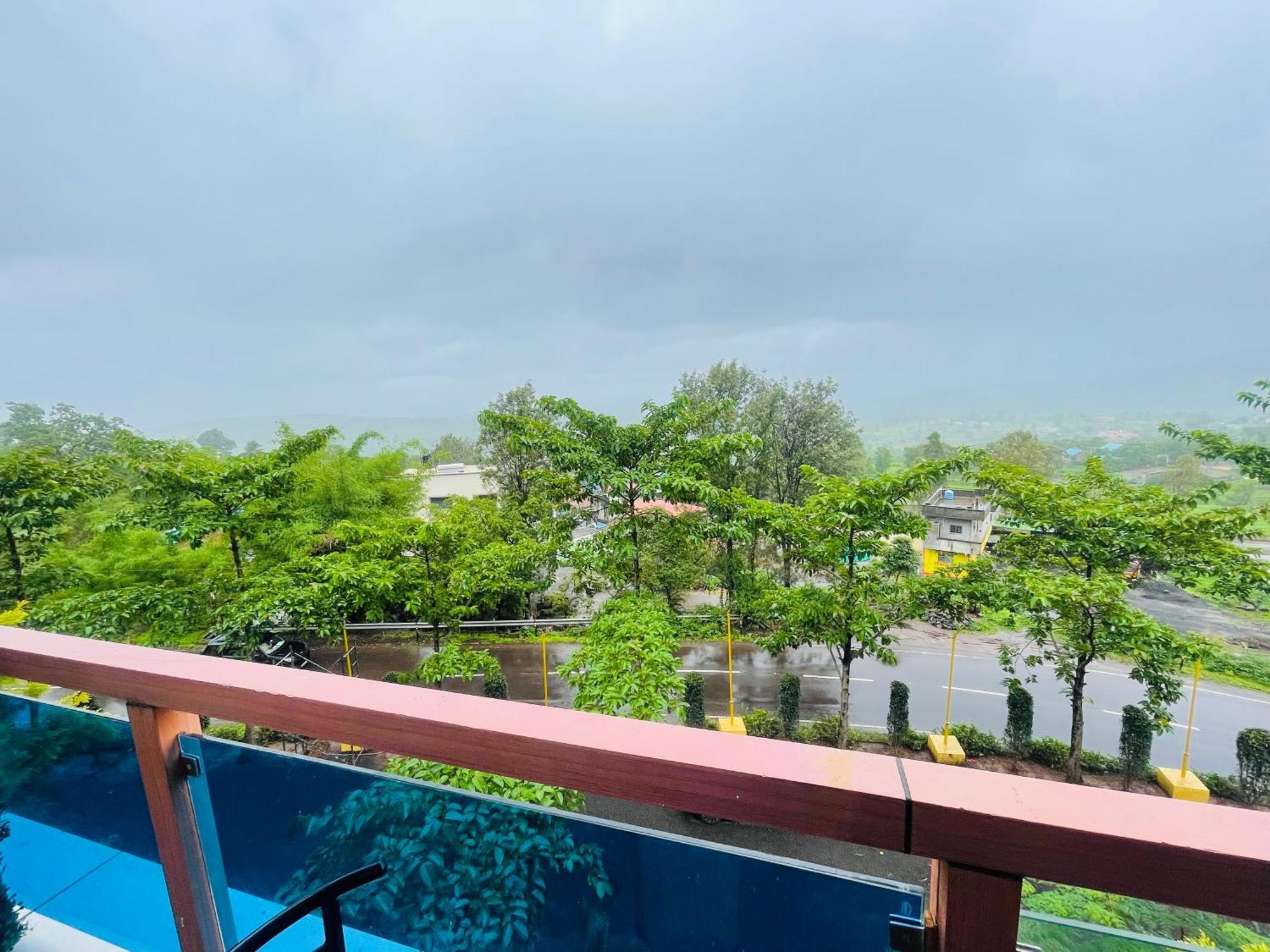 Natural Resort Panhala Bagian luar foto
