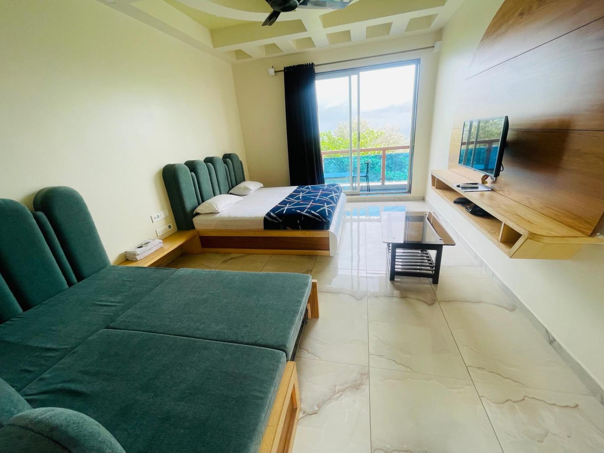 Natural Resort Panhala Bagian luar foto