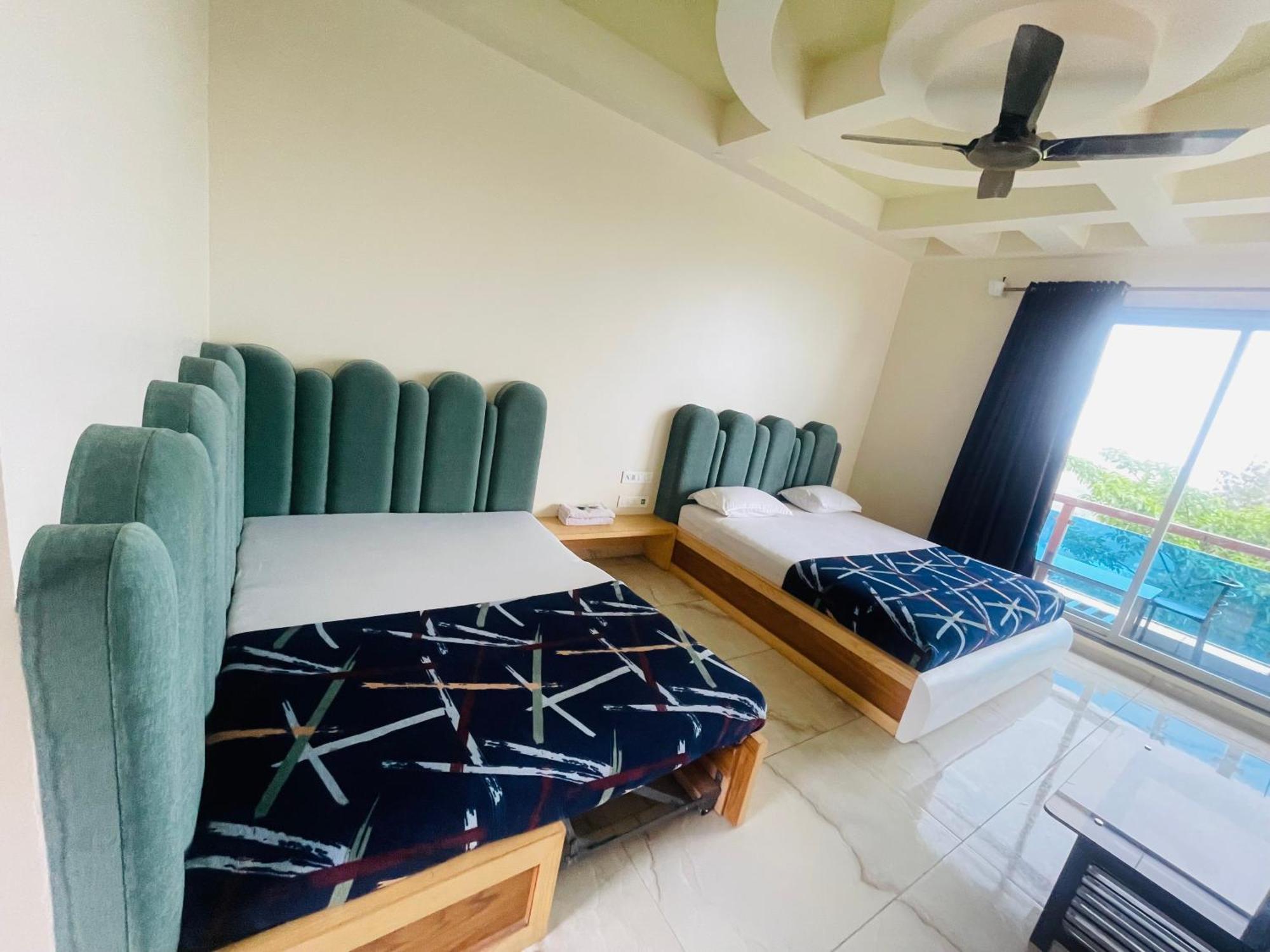 Natural Resort Panhala Bagian luar foto