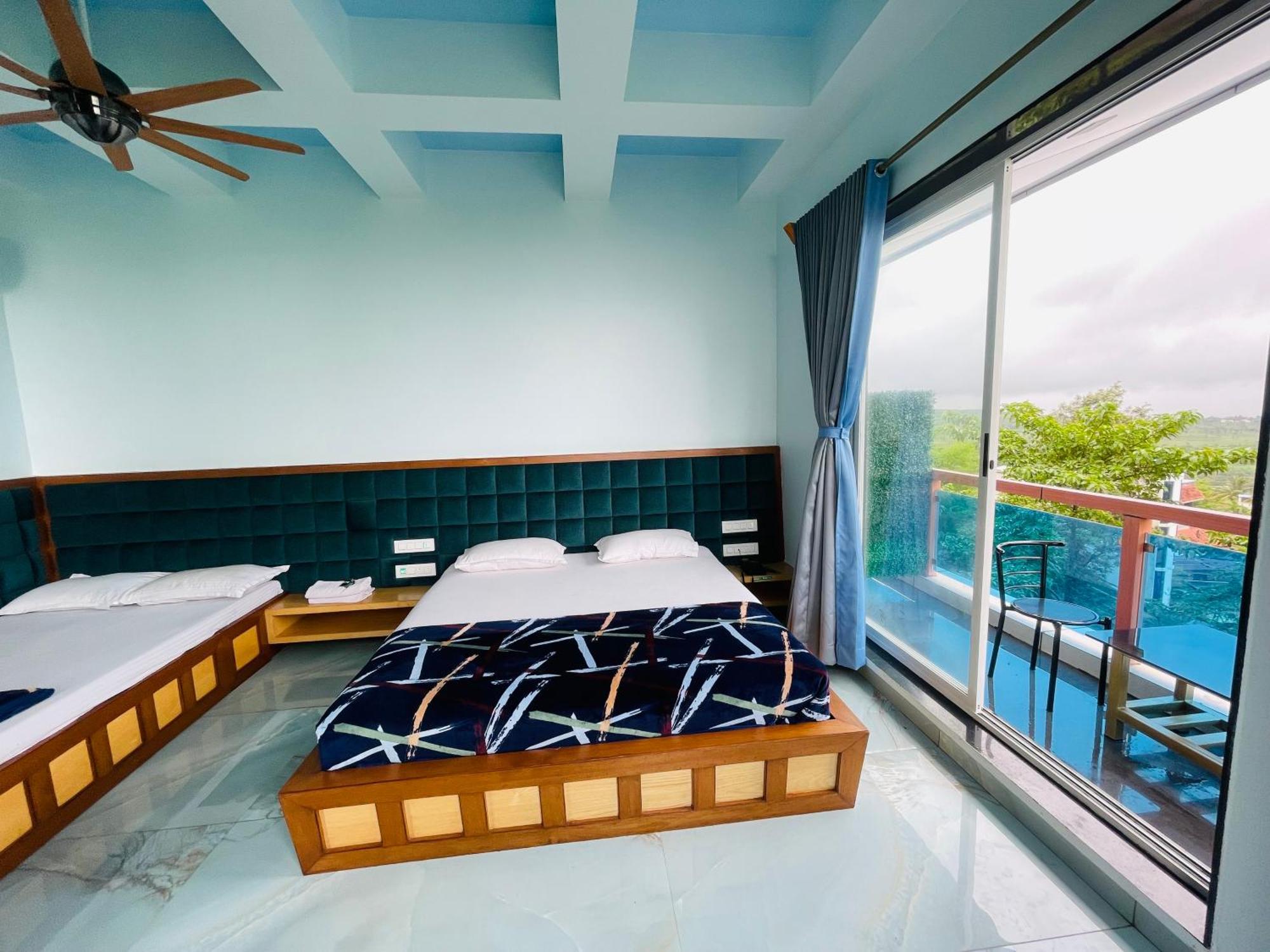 Natural Resort Panhala Bagian luar foto