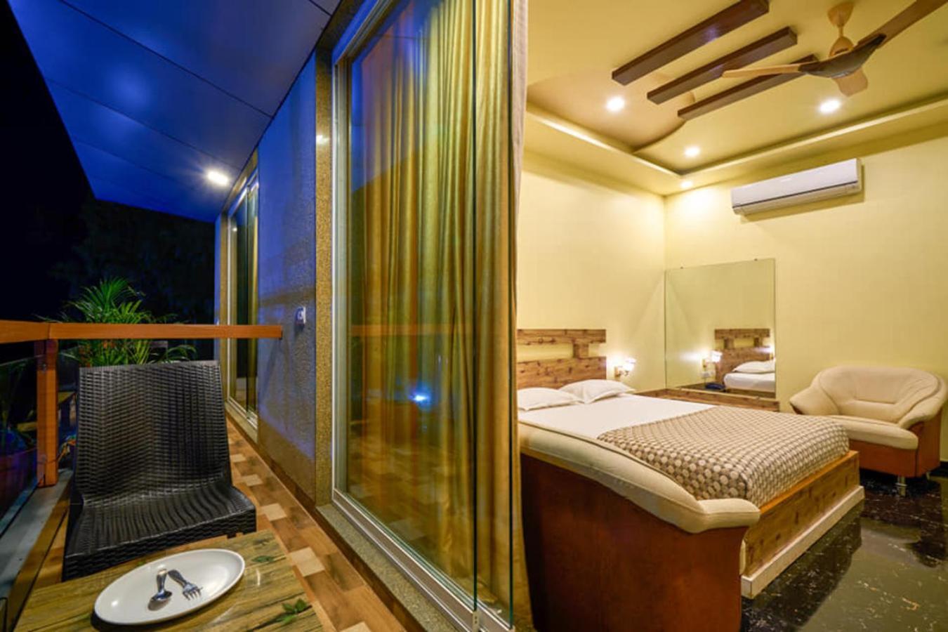 Natural Resort Panhala Bagian luar foto